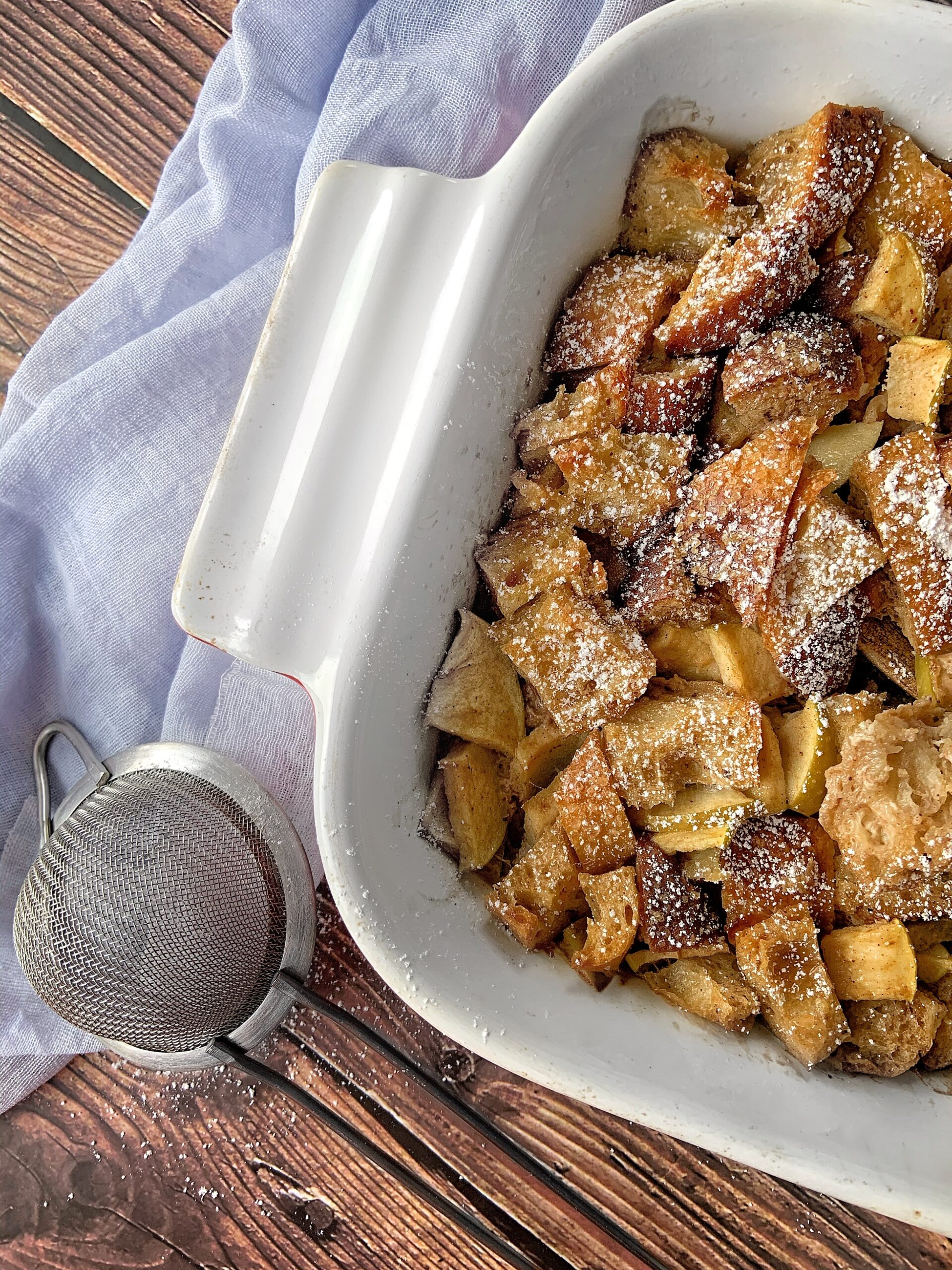 Maple Apple Cinnamon French Toast Bake