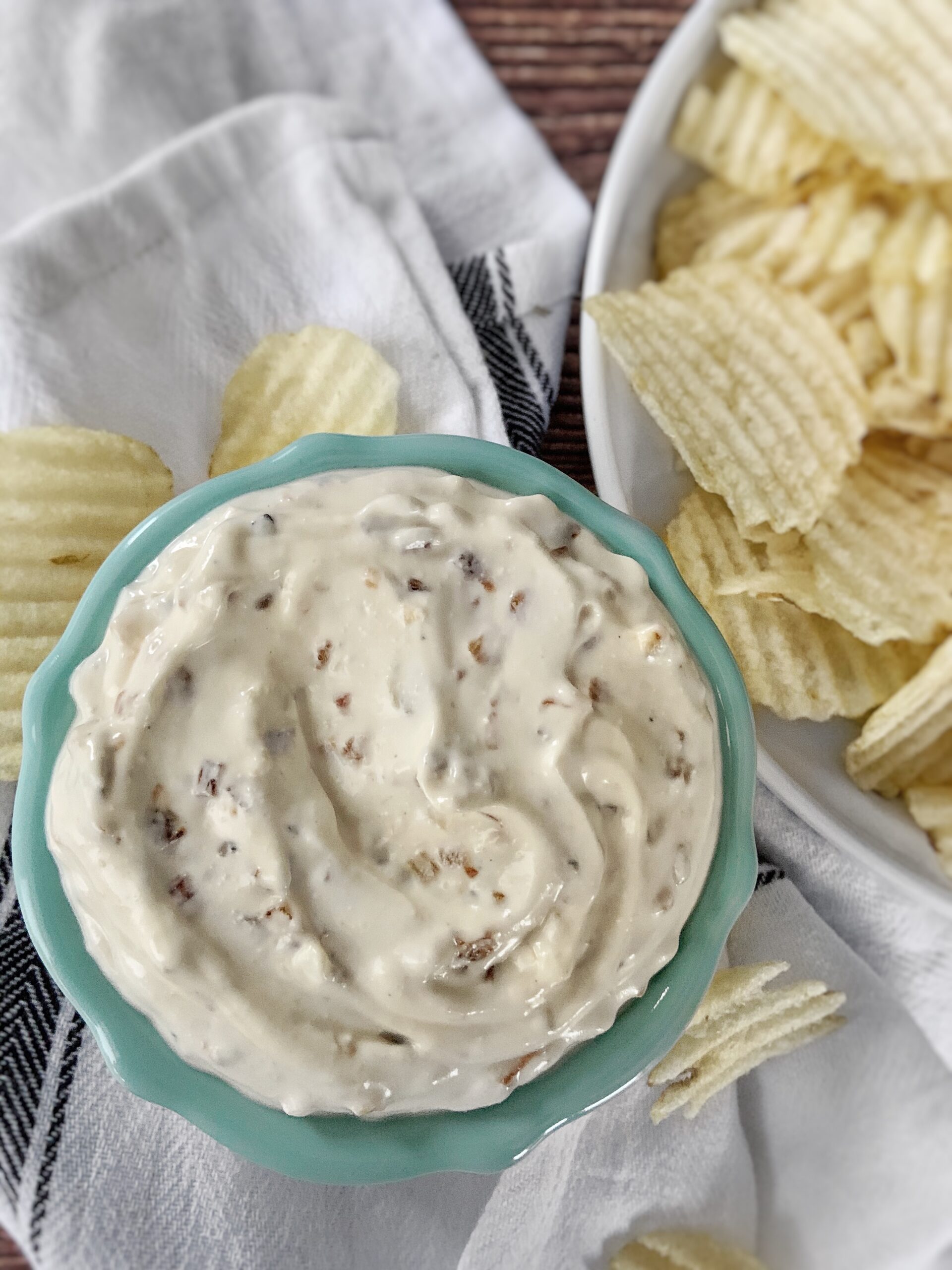 Garlicky Sour Cream and Onion Dip