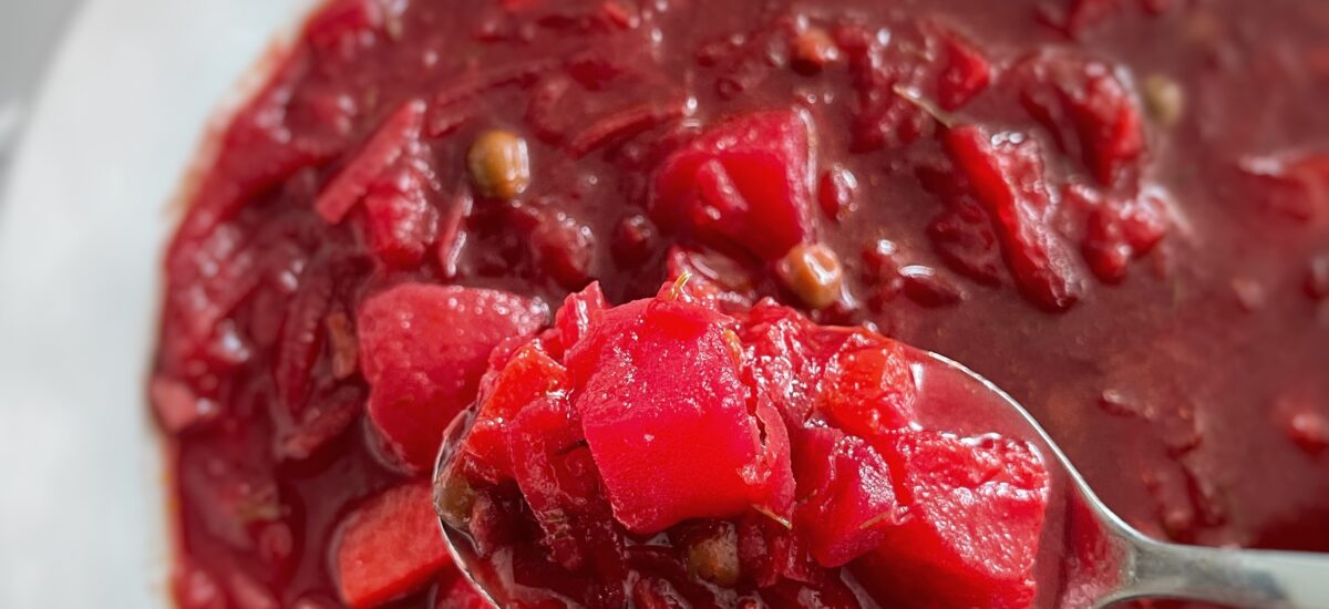 Hearty Vegetable Borscht