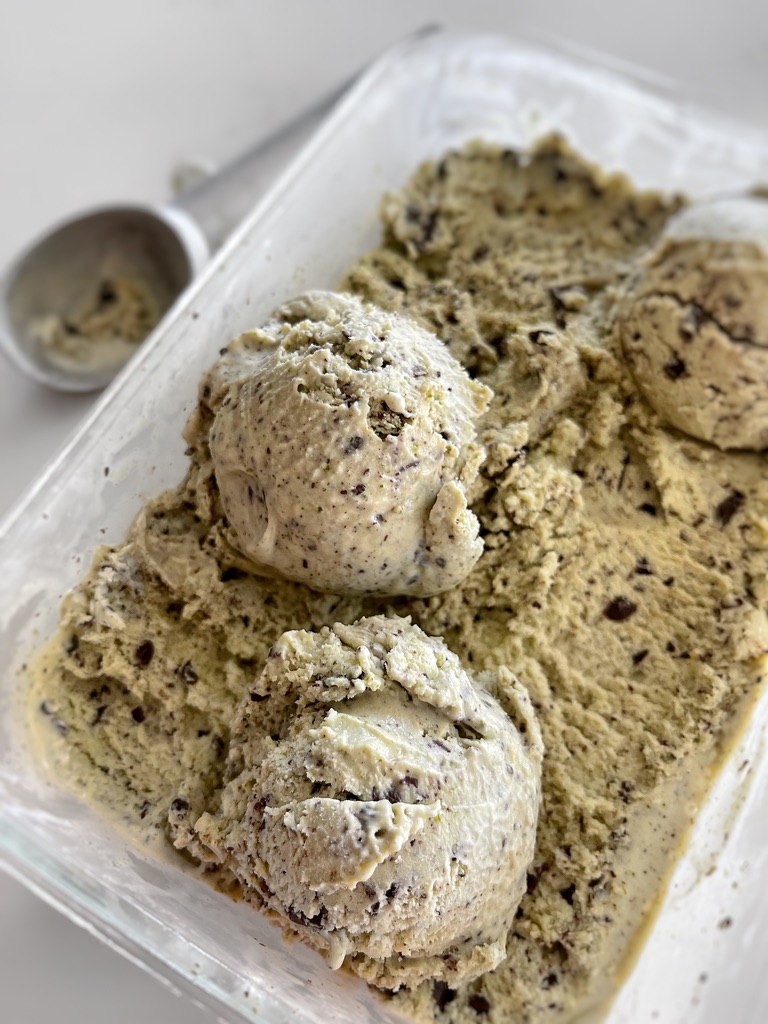 Mint Dark Chocolate Chip Ice Cream